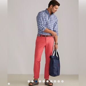 Vineyard Vines “ on the go” cotton blend pants Sz 32x32
